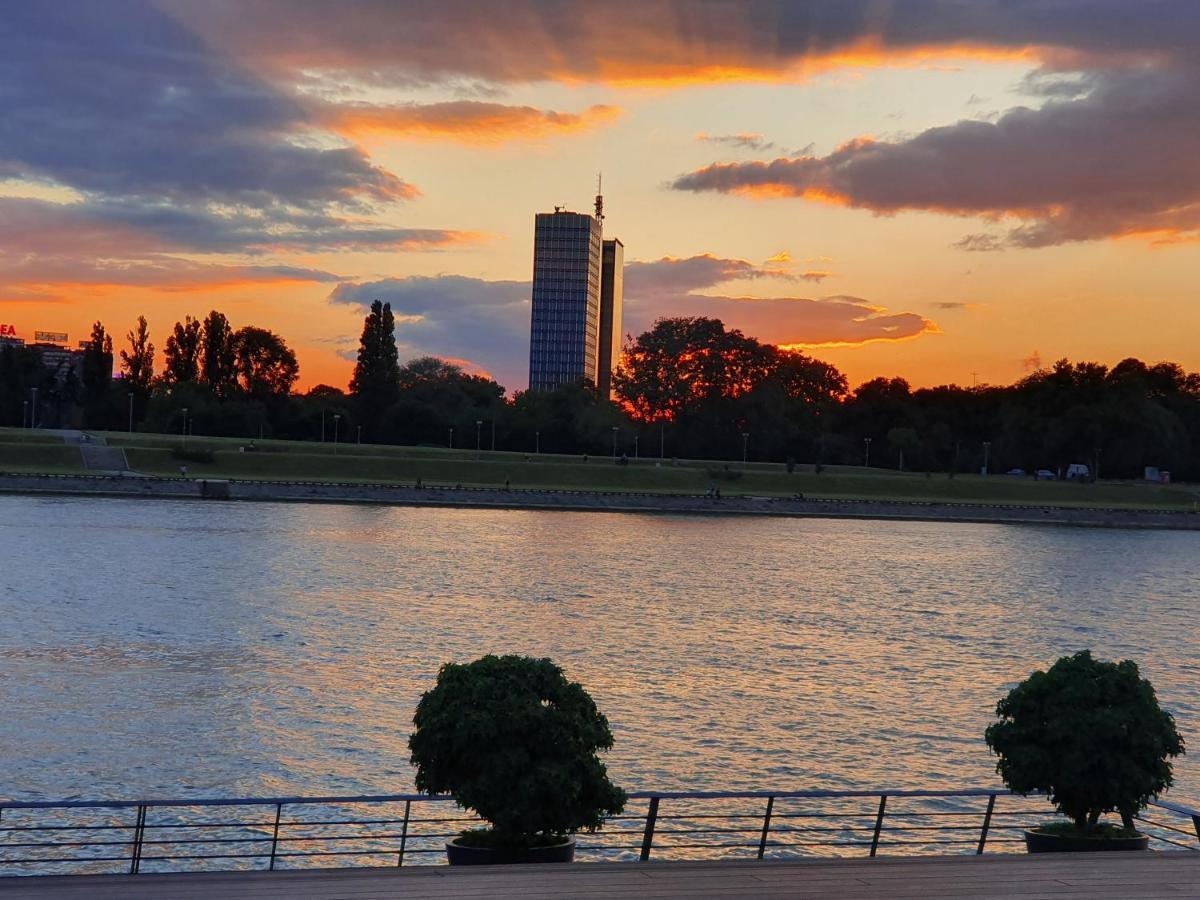 Beograd Na Vodi - BW Vista Luxuryアパートメント エクステリア 写真